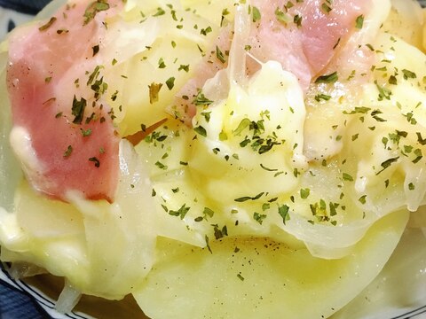 じゃがいもとベーコンの重ね煮